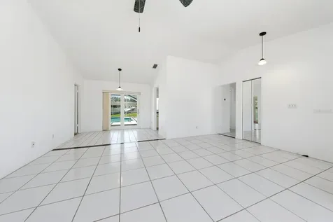 1301 Lily Court Tarpon Springs FL 34689