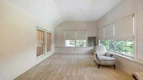 127 E Laurel Avenue Howey In The Hills FL 34737