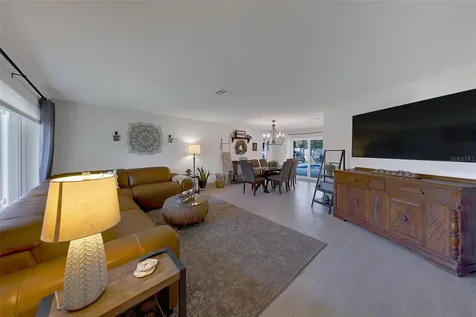 13650 96th Terrace Seminole FL 33776