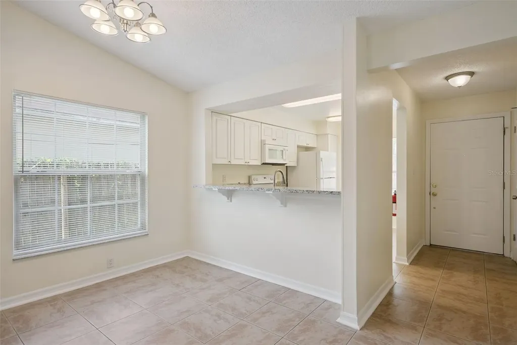 2725 Mayer Street Orlando FL 32806