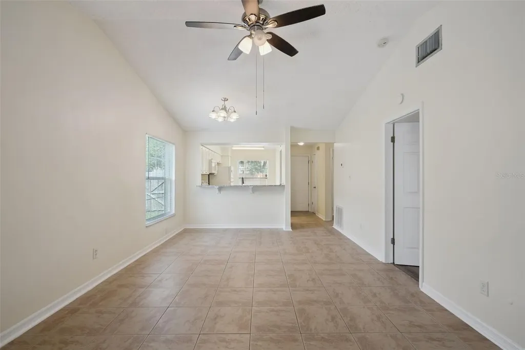 2725 Mayer Street Orlando FL 32806