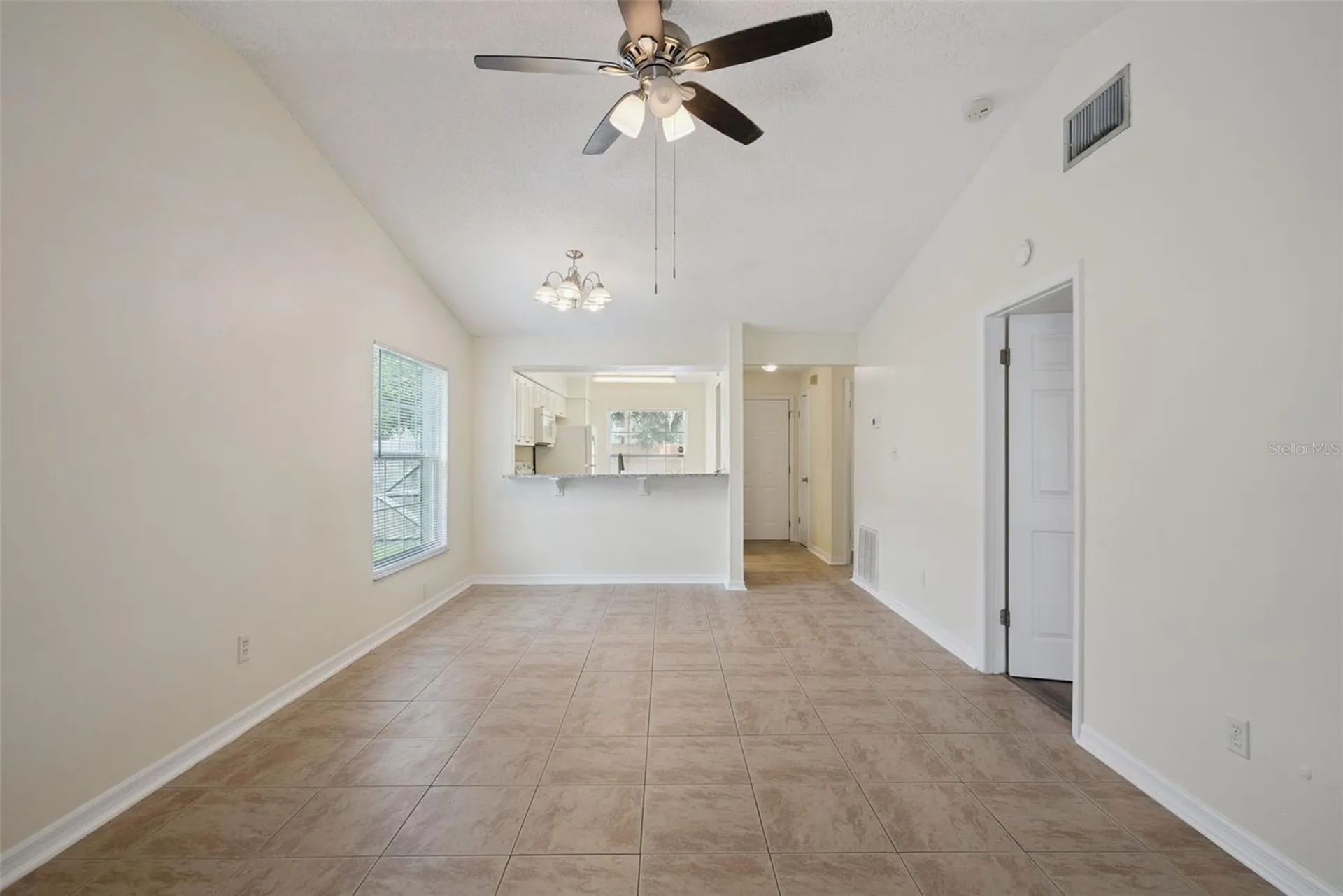 2725 Mayer Street Orlando FL 32806