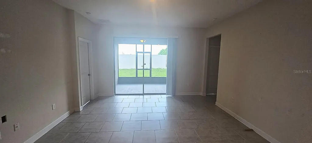 212 Bergamot Loop Davenport FL 33837