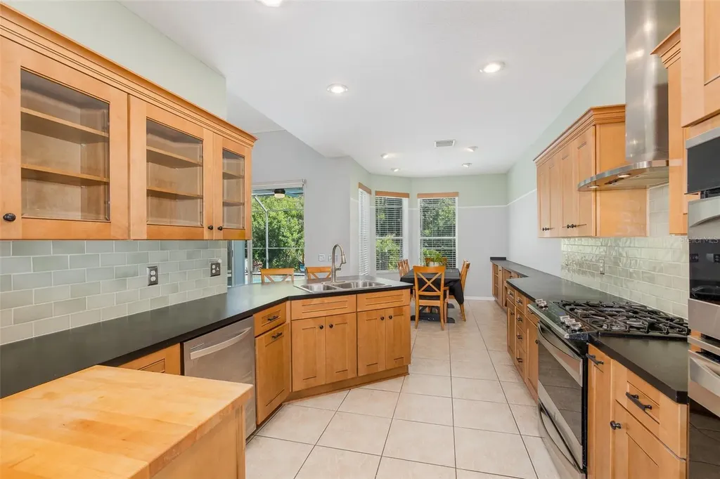 12709 Westwood Lakes Boulevard Tampa FL 33626