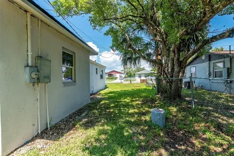 689 Bethune Avenue Winter Garden FL 34787