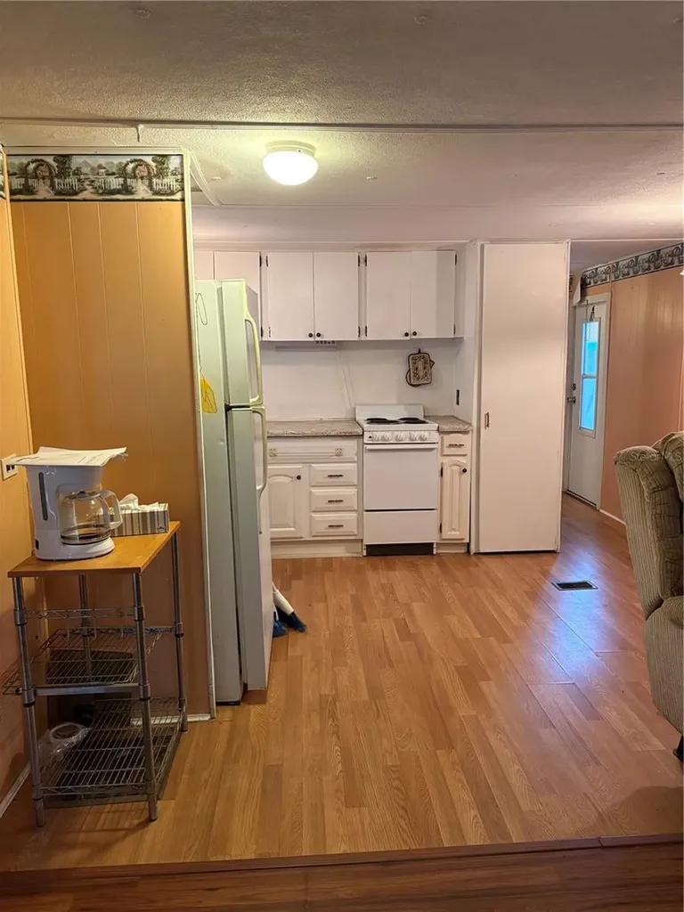 6580 Seminole Seminole FL 33772