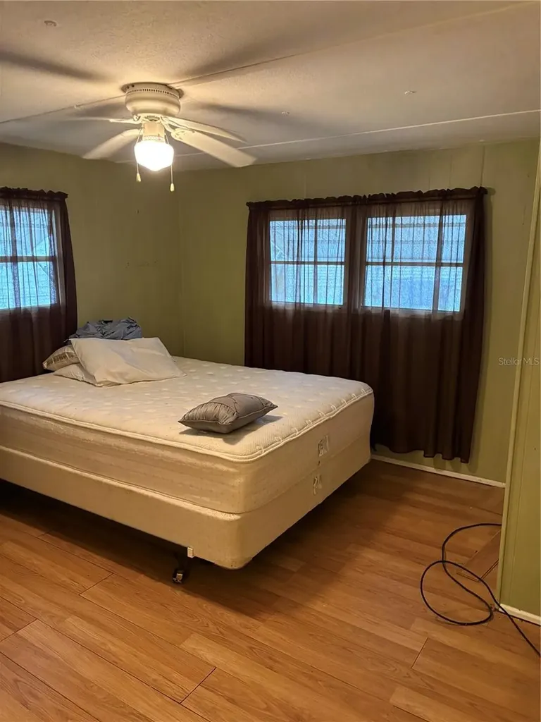 6580 Seminole Seminole FL 33772