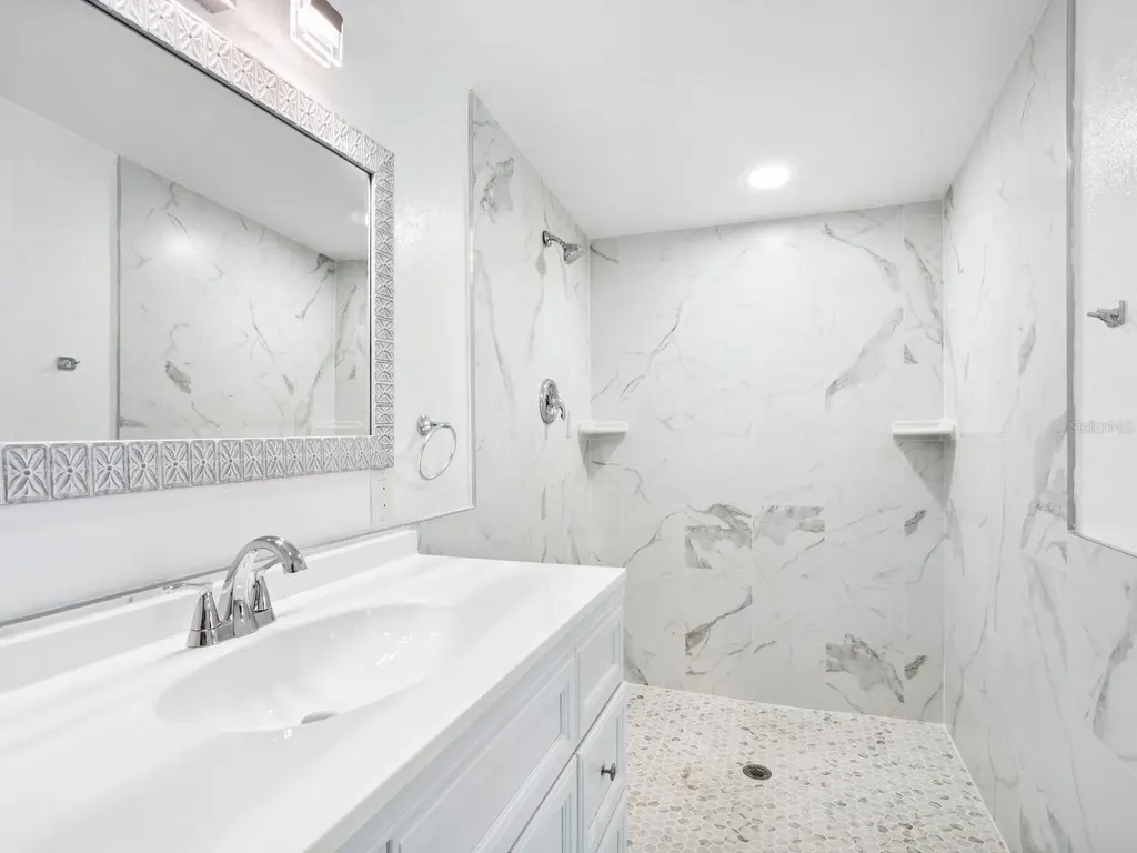 3115 Bay Drive Bradenton FL 34207