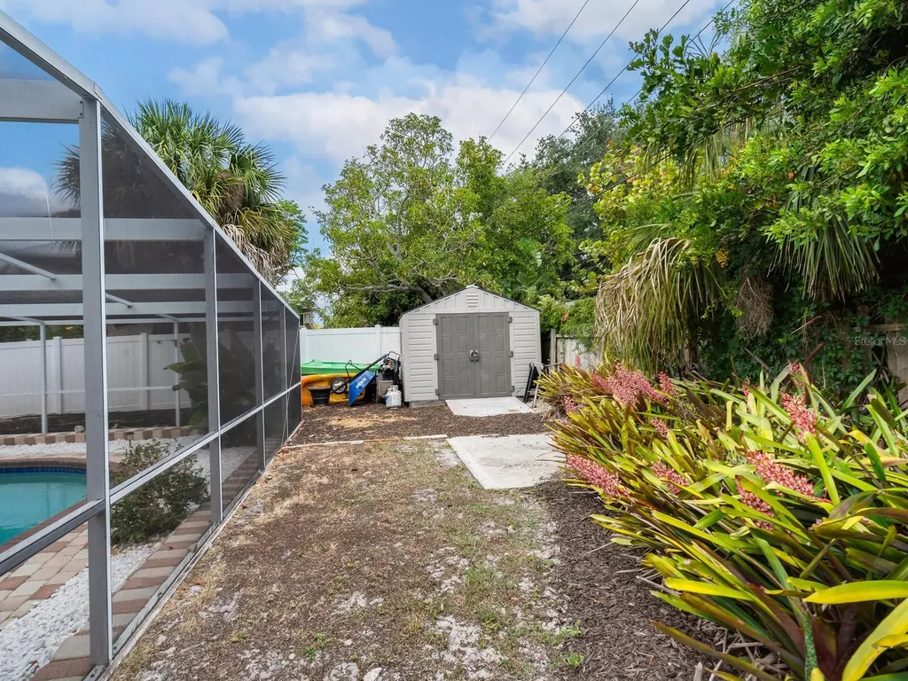 3115 Bay Drive Bradenton FL 34207