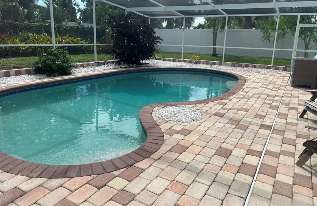 3115 Bay Drive Bradenton FL 34207