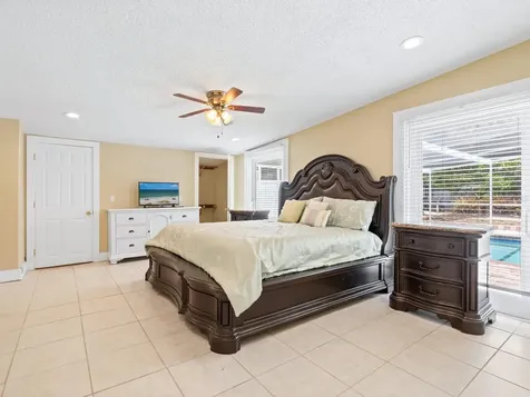 3115 Bay Drive Bradenton FL 34207