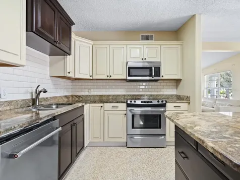 3115 Bay Drive Bradenton FL 34207