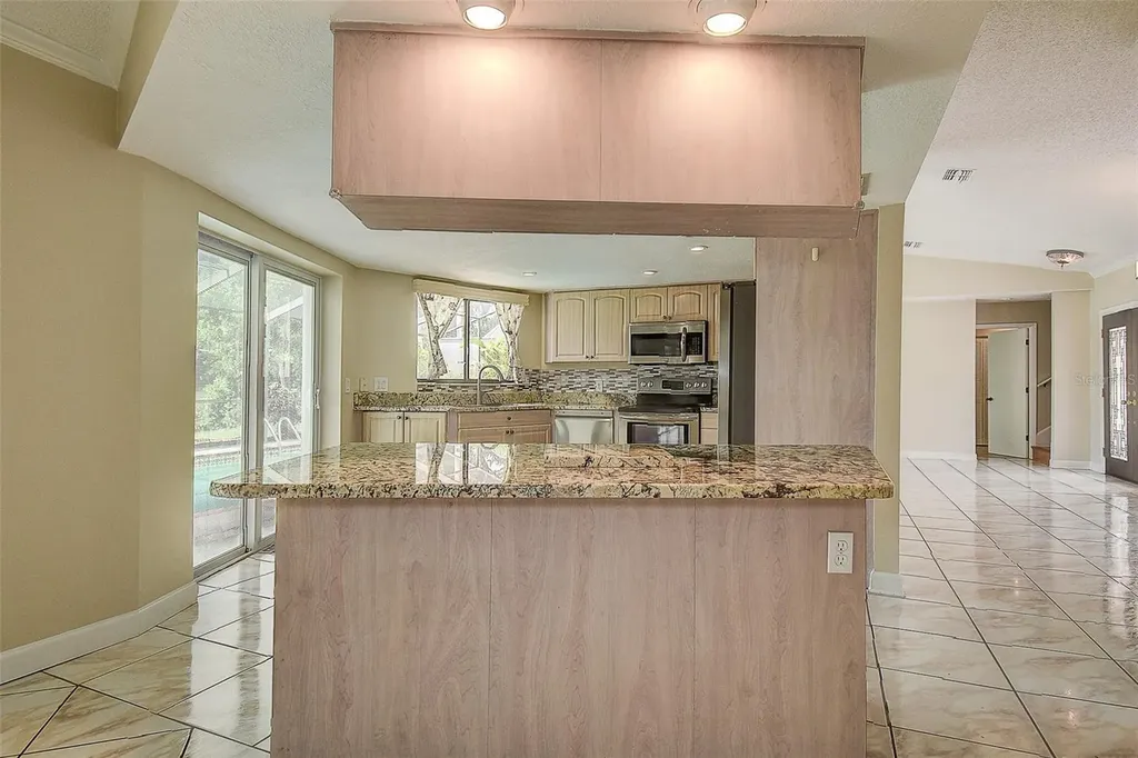2876 Lake Valencia Boulevard E Palm Harbor FL 34684