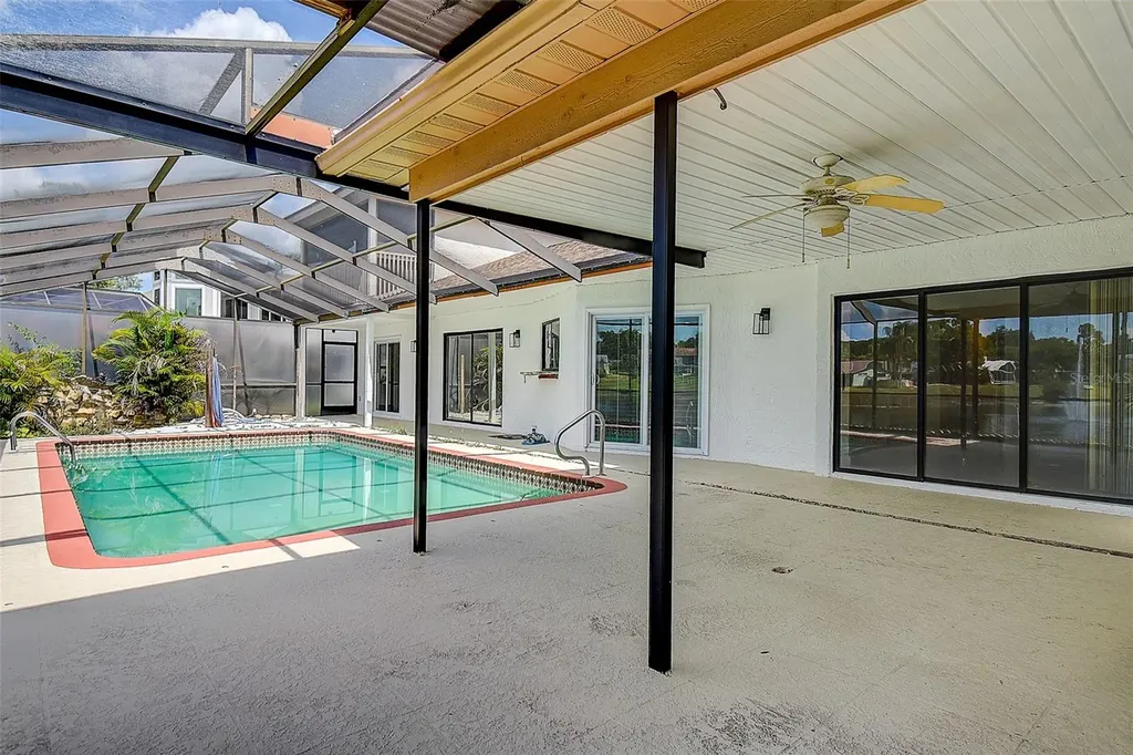 2876 Lake Valencia Boulevard E Palm Harbor FL 34684