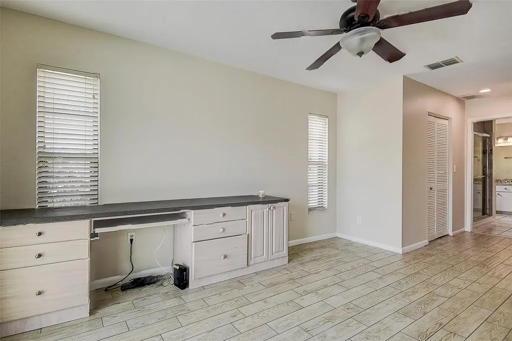 2876 Lake Valencia Boulevard E Palm Harbor FL 34684