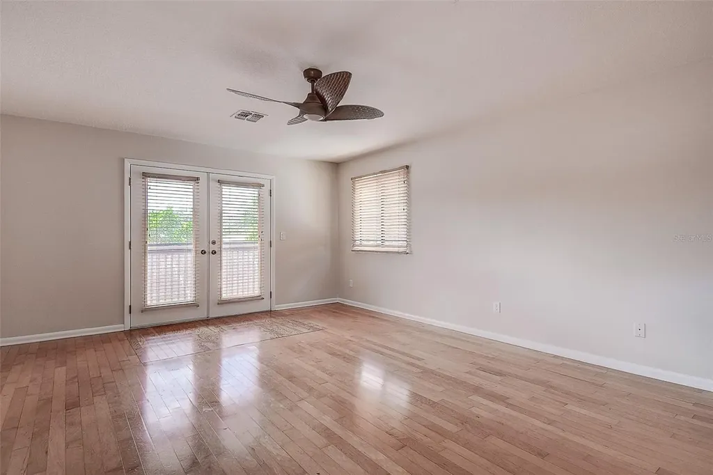 2876 Lake Valencia Boulevard E Palm Harbor FL 34684