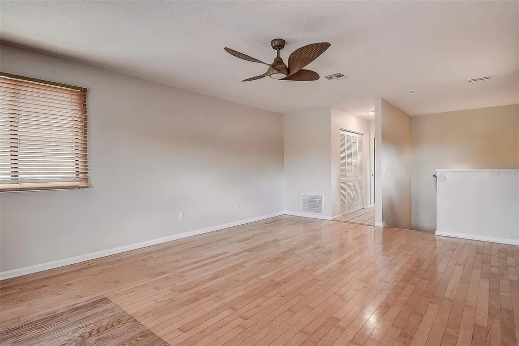 2876 Lake Valencia Boulevard E Palm Harbor FL 34684