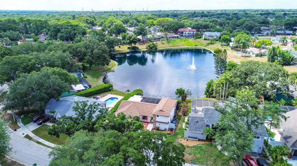 2876 Lake Valencia Boulevard E Palm Harbor FL 34684