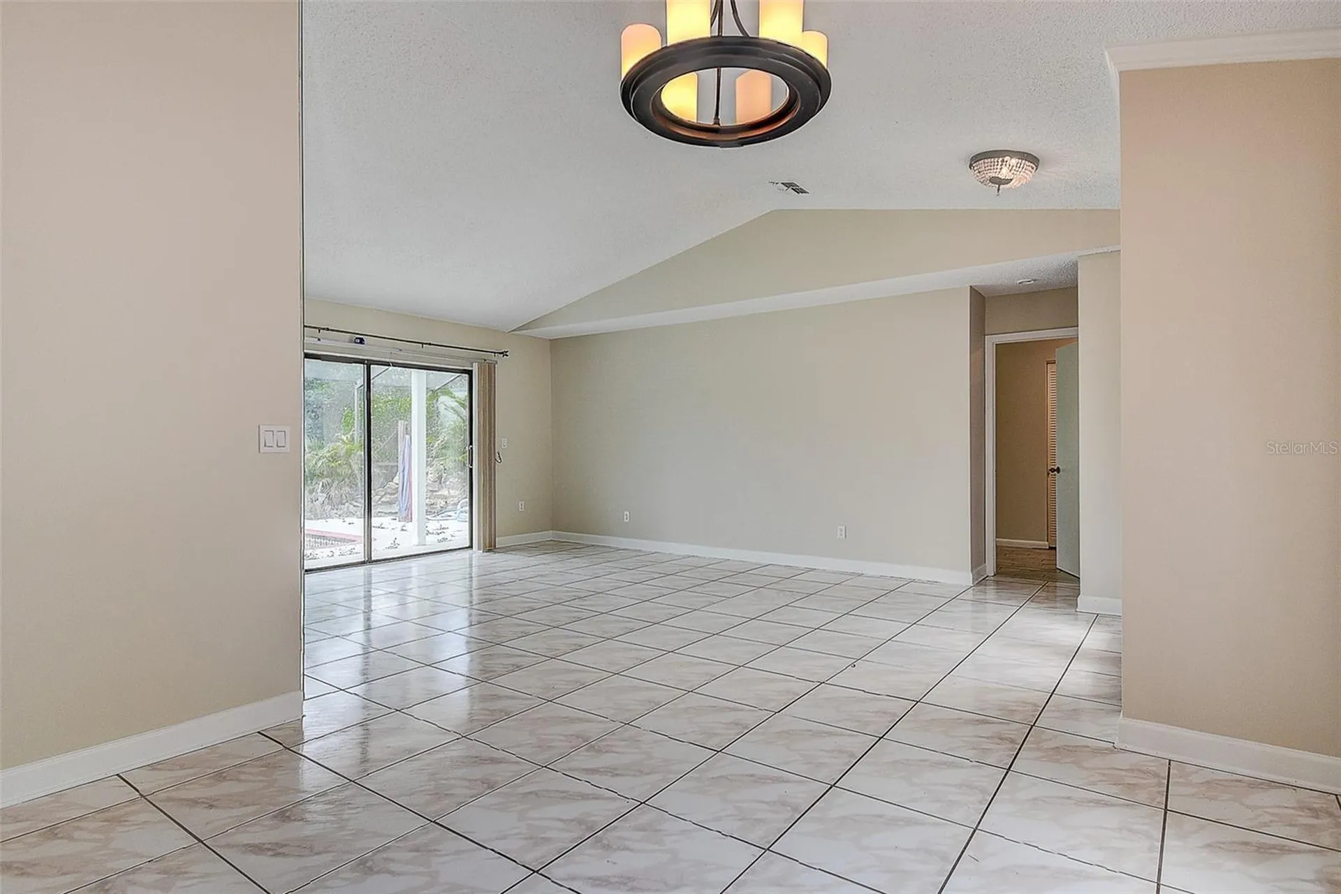 2876 Lake Valencia Boulevard E Palm Harbor FL 34684