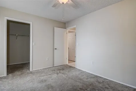 2876 Lake Valencia Boulevard E Palm Harbor FL 34684