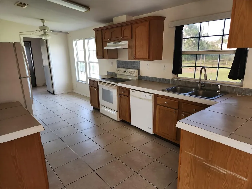 5165 Topeka Avenue St Cloud FL 34773