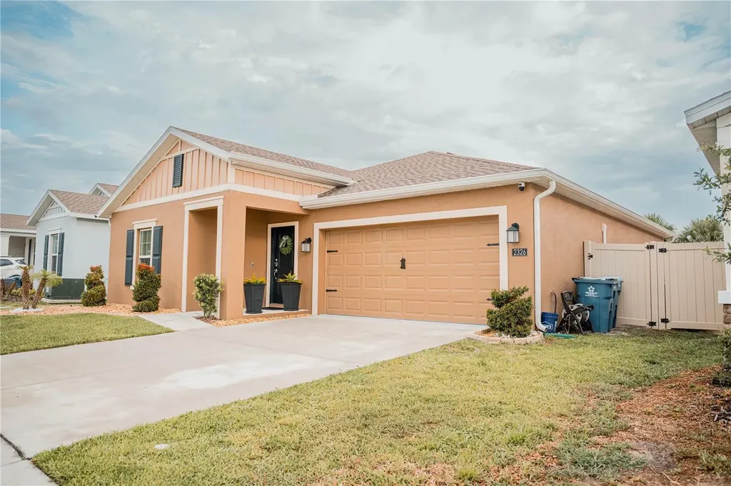 2326 Burney Falls Lane Davenport FL 33837