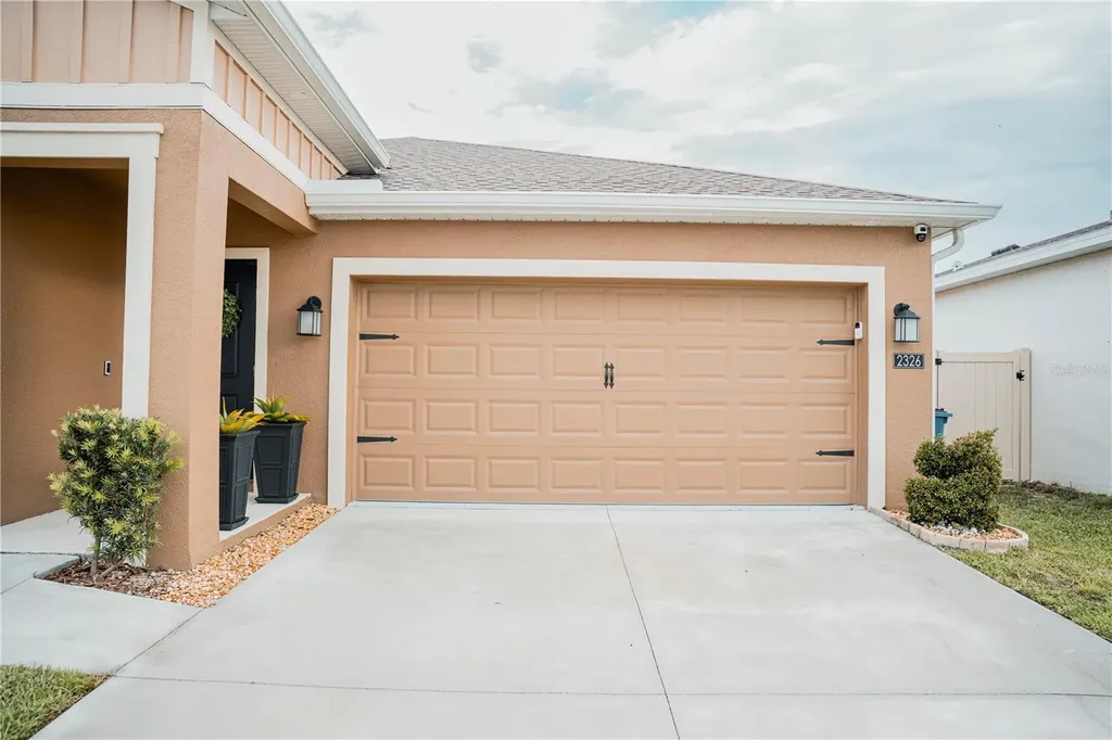 2326 Burney Falls Lane Davenport FL 33837