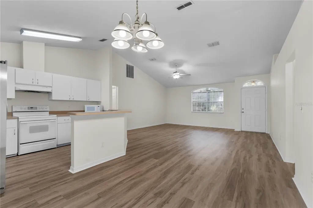2077 SW 42nd Lane Gainesville FL 32608