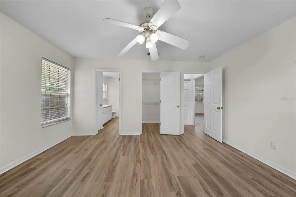 2077 SW 42nd Lane Gainesville FL 32608