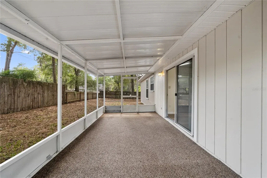 2077 SW 42nd Lane Gainesville FL 32608