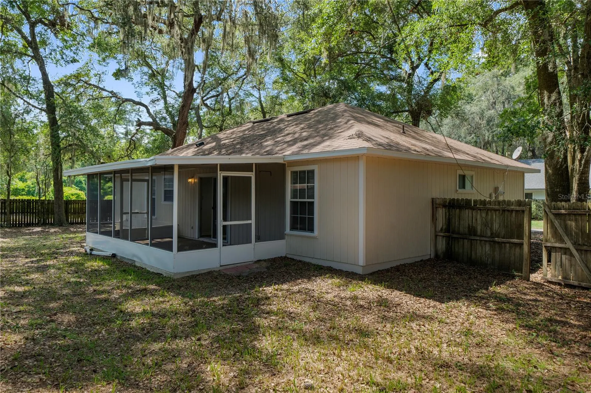 2077 SW 42nd Lane Gainesville FL 32608