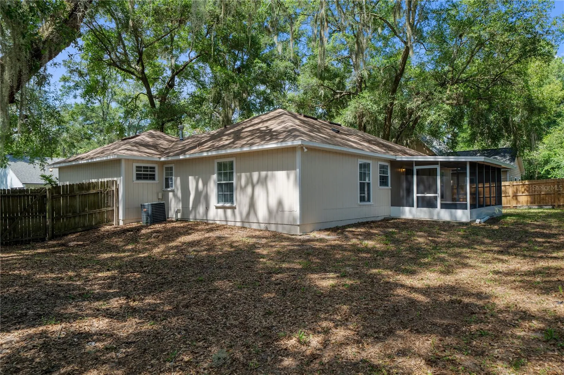 2077 SW 42nd Lane Gainesville FL 32608