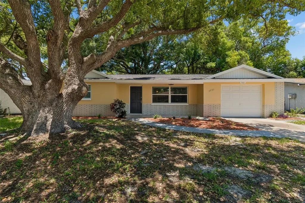 7105 Oakshire Drive Port Richey FL 34668