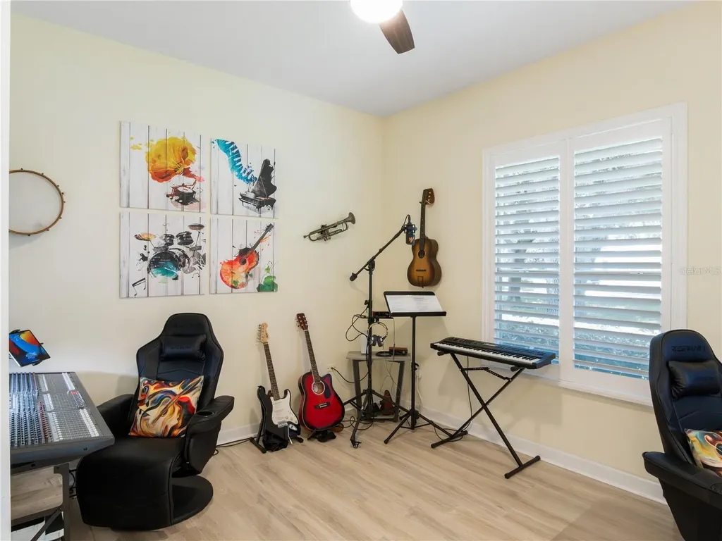 9513 Serra Court Howey In The Hills FL 34737