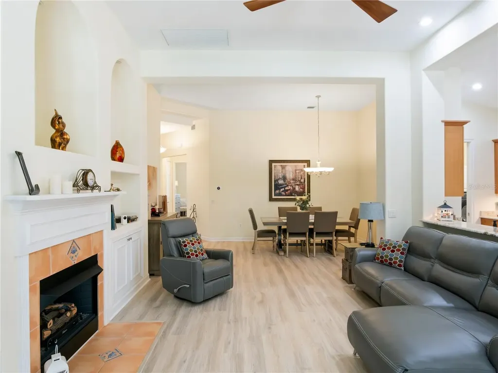 9513 Serra Court Howey In The Hills FL 34737
