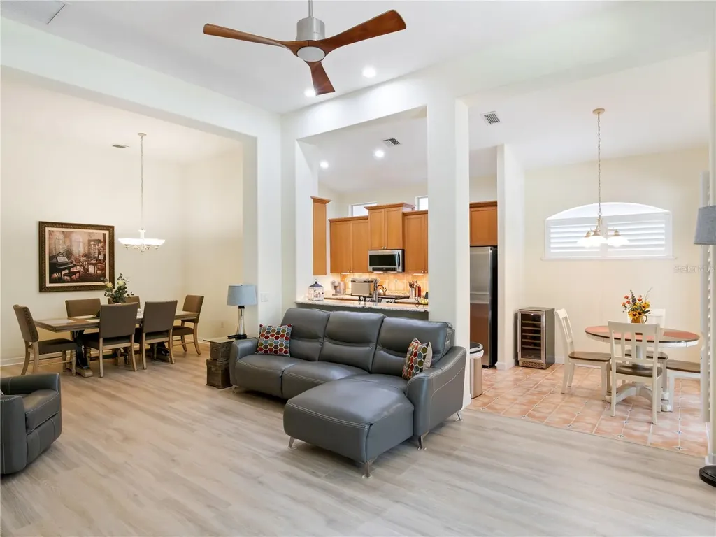 9513 Serra Court Howey In The Hills FL 34737