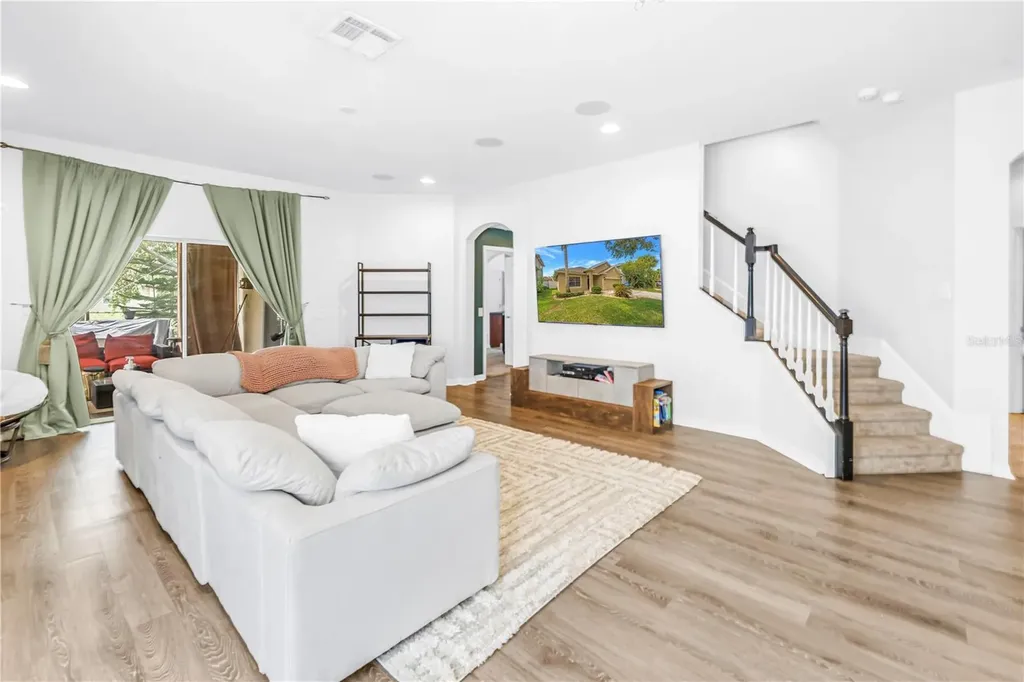 7717 Tangle Brook Boulevard Gibsonton FL 33534