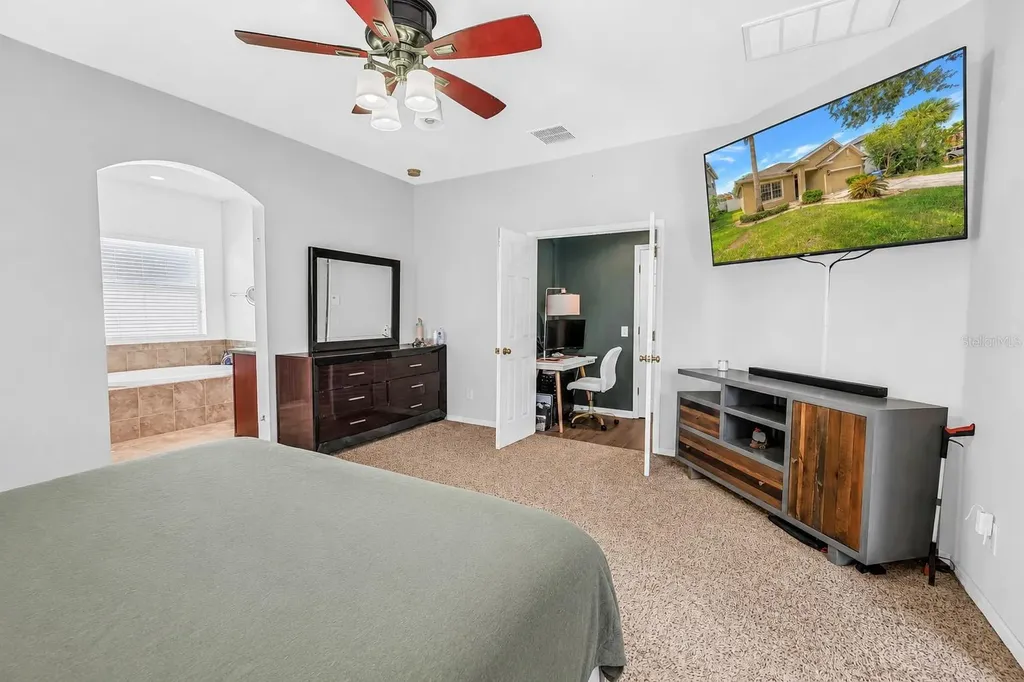 7717 Tangle Brook Boulevard Gibsonton FL 33534