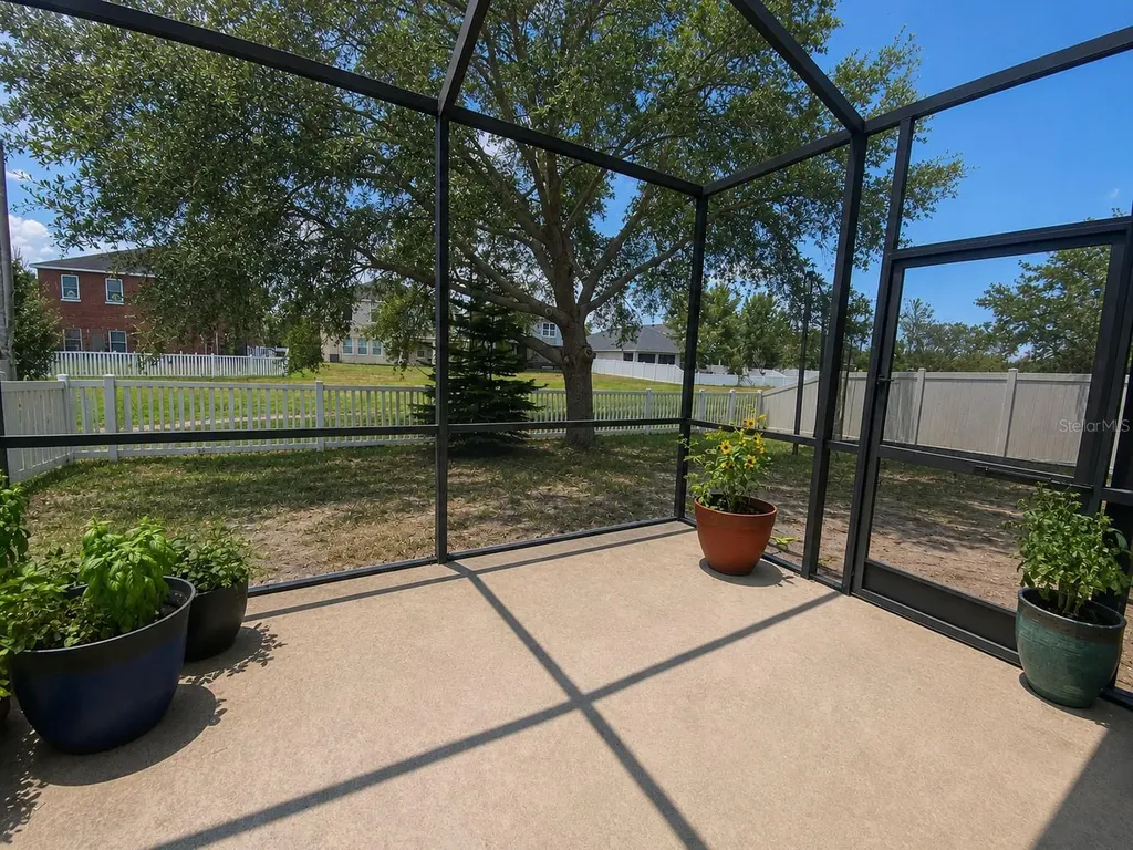 7717 Tangle Brook Boulevard Gibsonton FL 33534