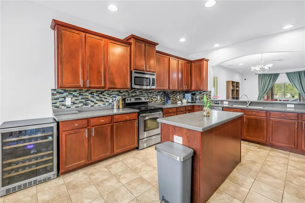 7717 Tangle Brook Boulevard Gibsonton FL 33534