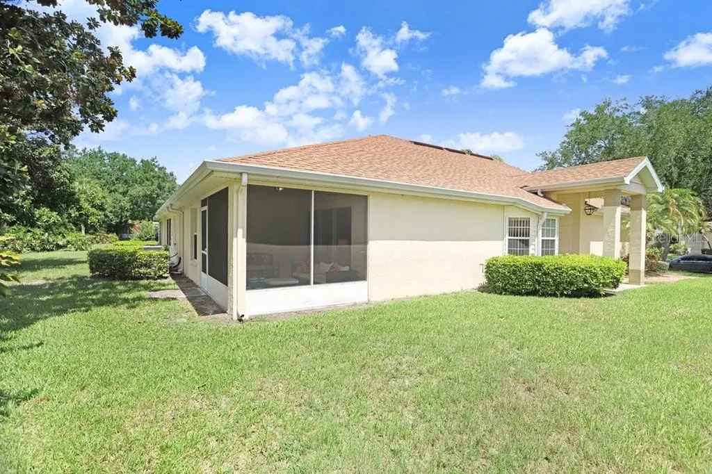 2418 New Haven Circle Sun City Center FL 33573