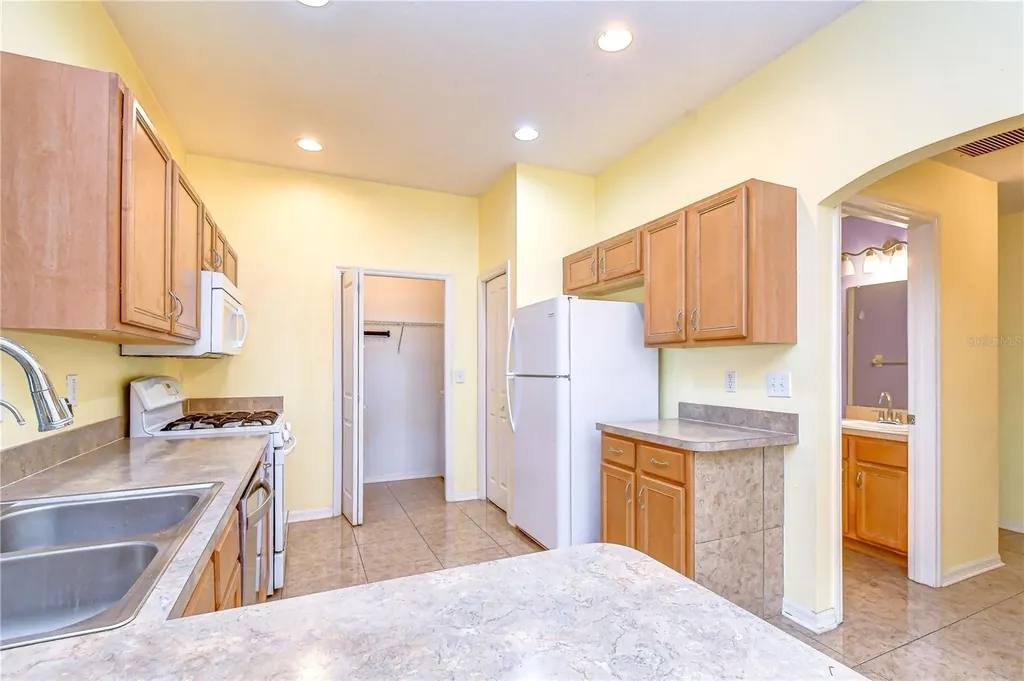 31501 Shaker Circle Wesley Chapel FL 33543