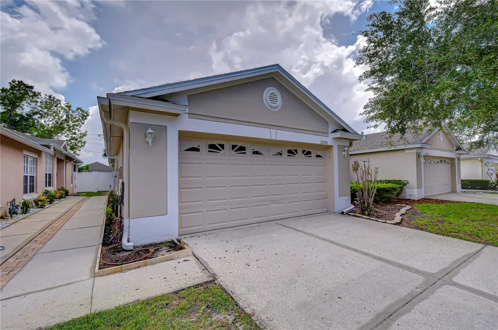 31501 Shaker Circle Wesley Chapel FL 33543