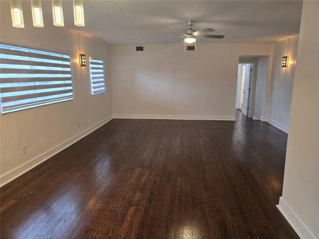 300 E Idlewild Avenue Tampa FL 33604