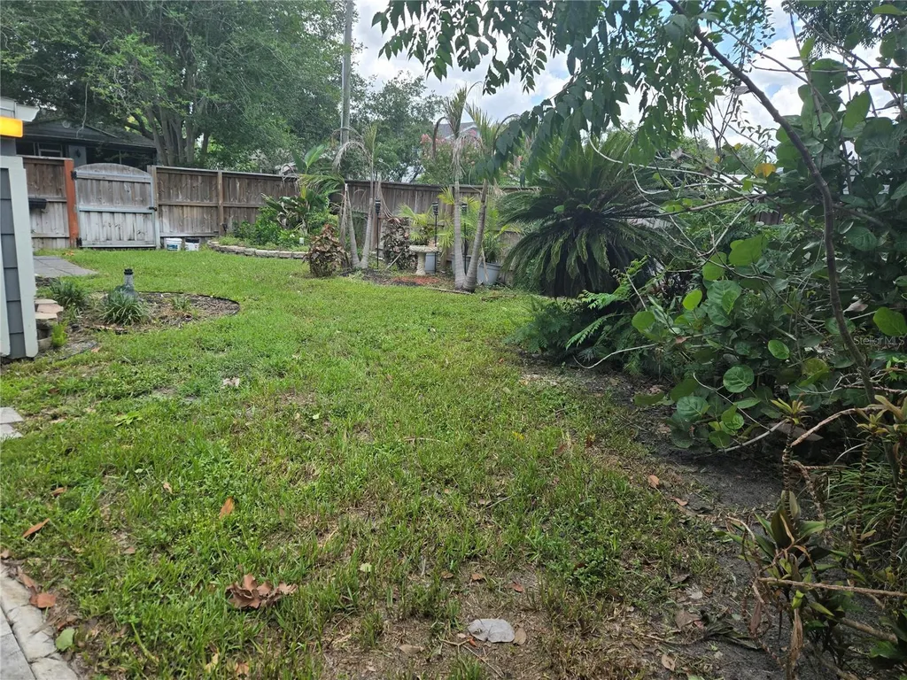 300 E Idlewild Avenue Tampa FL 33604
