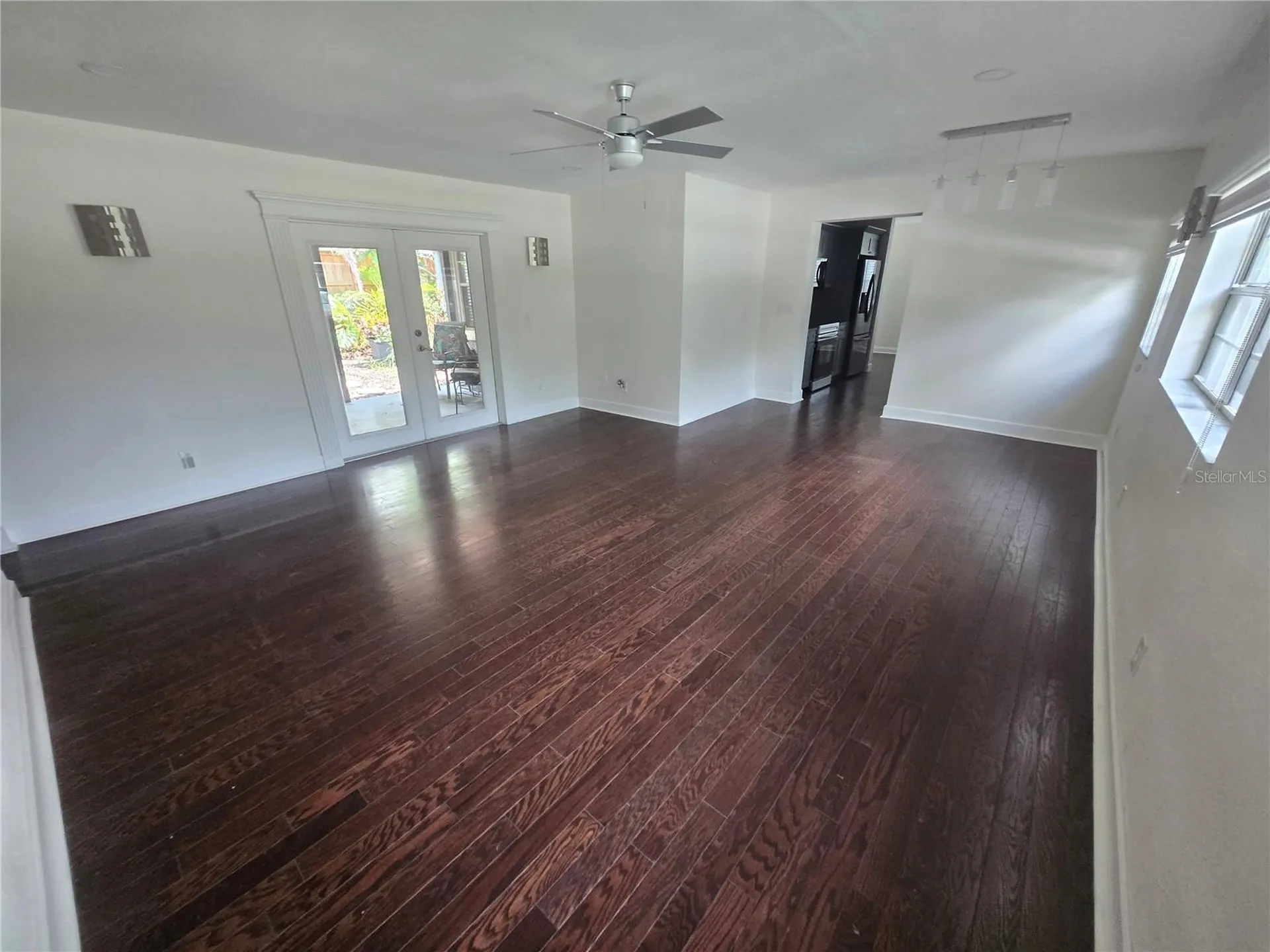 300 E Idlewild Avenue Tampa FL 33604