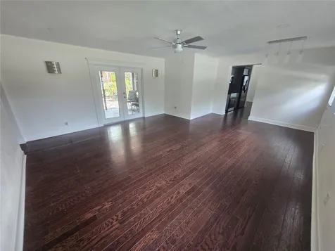 300 E Idlewild Avenue Tampa FL 33604