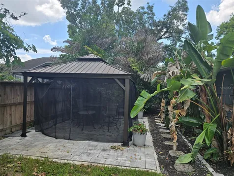 300 E Idlewild Avenue Tampa FL 33604