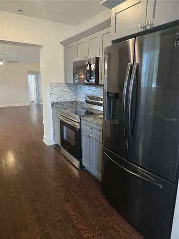 300 E Idlewild Avenue Tampa FL 33604