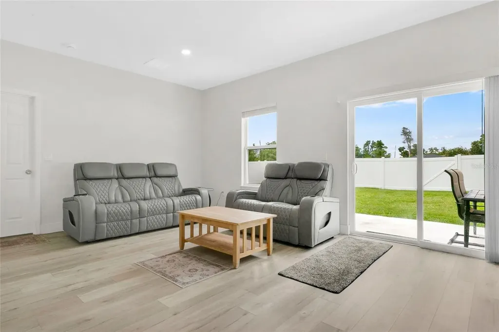 13042 SW 35th Circle Ocala FL 34473